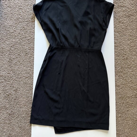 MM Lafleur Asymmetrical V-Neck Sheath Dress Size 12 Black Cocktail Work Office - Picture 7 of 7